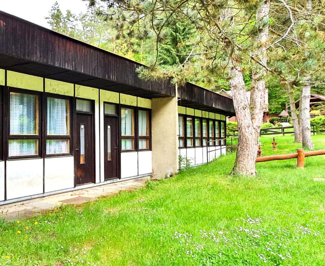 Rekreacni Areal Prihrazy Otel Zdar  Dış mekan fotoğraf